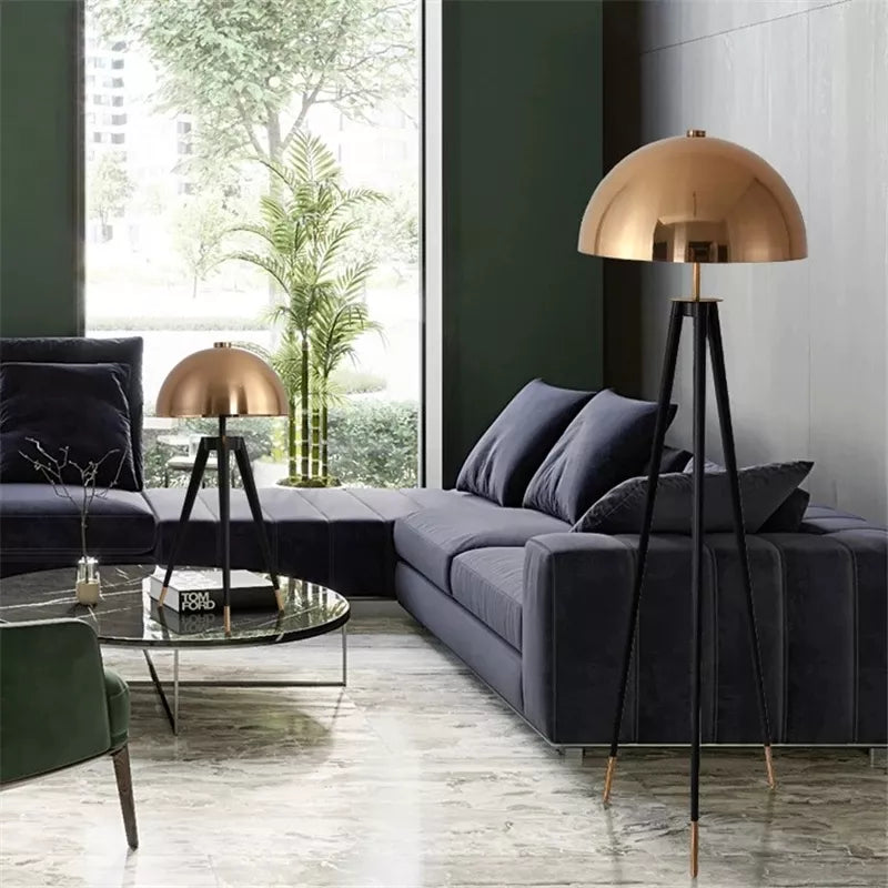 Lampadaire style champignon doré