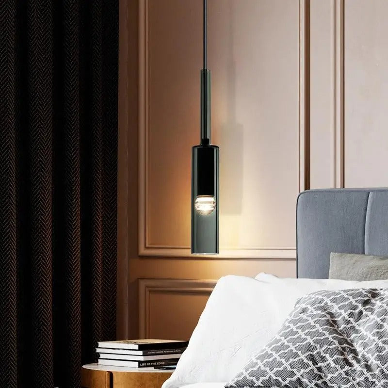 Luminaire suspendu en verre gris fumé au design moderne en forme de bouteille