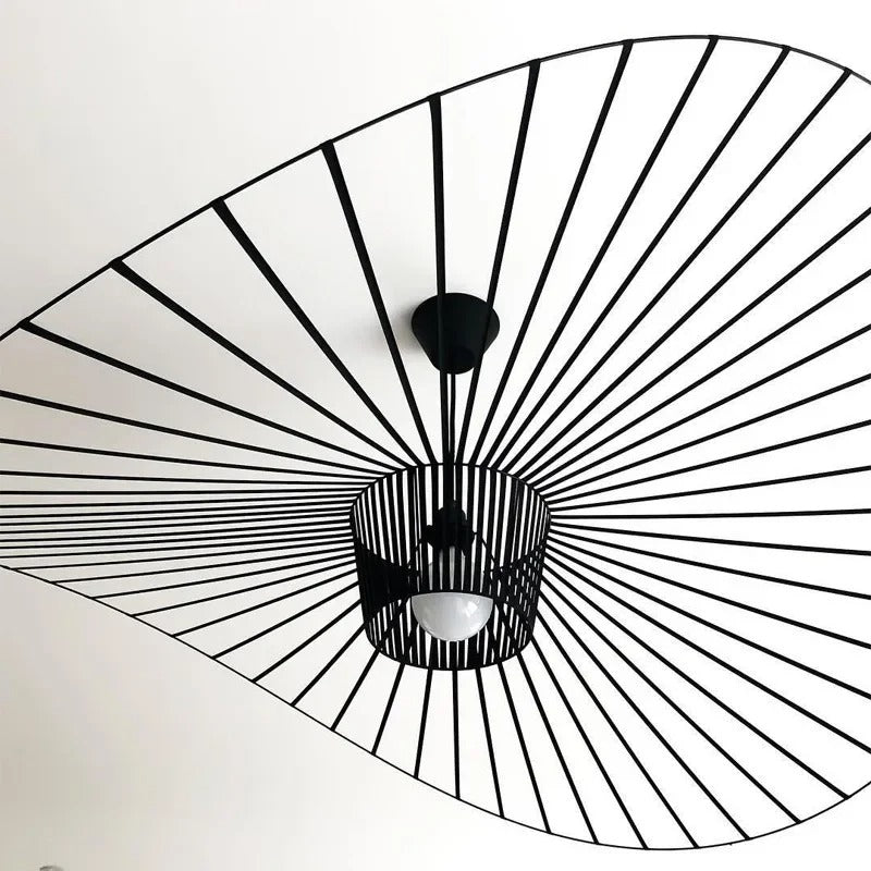 Suspension style capeline au design moderne