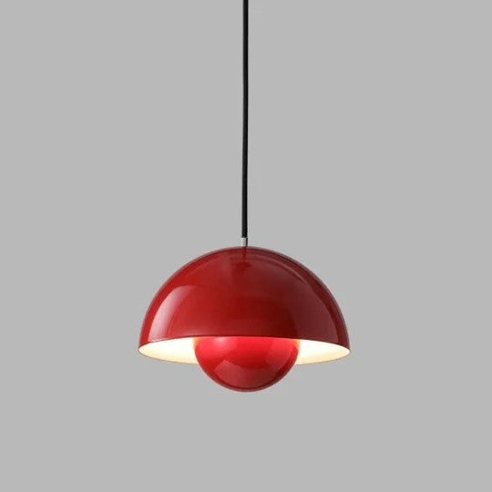Suspension artistique au design coloré