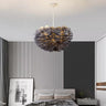 Suspension boule ornée de plumes, rose, blanc, gris, rouge ou jaune