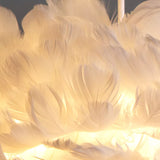 Suspension boule ornée de plumes, rose, blanc, gris, rouge ou jaune