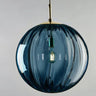 Suspension en forme de boule en verre